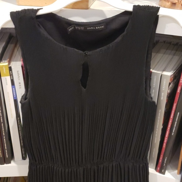 Zara Dress - Picture 2 of 2